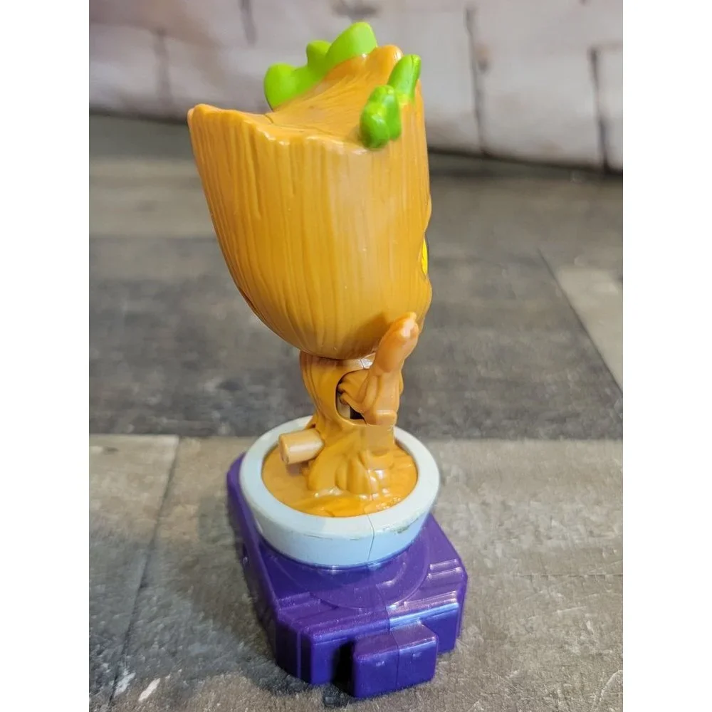 2020‎ Marvel Avengers groot puzzle piece McDonald's toy figure